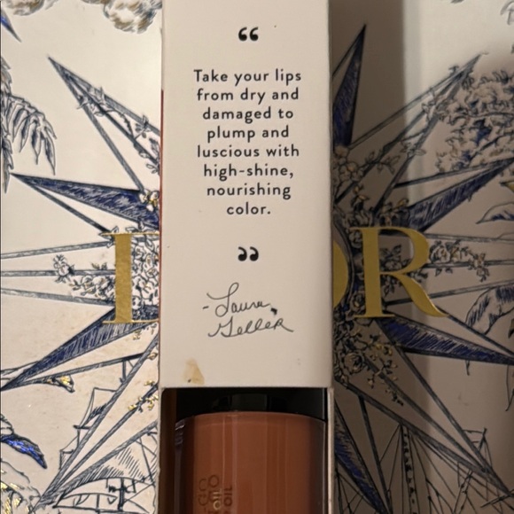 Laura Geller Tinted Lip Oil - Picture 4 of 5